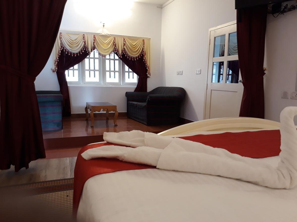 Hotel Golden Green Munnar Exterior foto