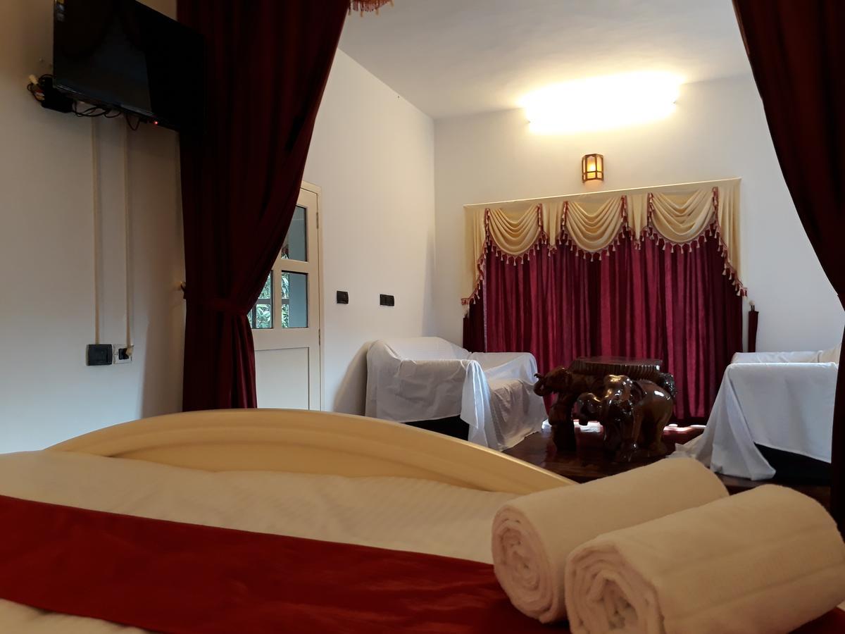 Hotel Golden Green Munnar Exterior foto